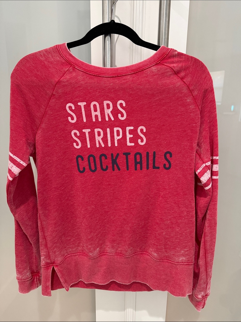 Red 'Stars Stripes Cocktails' Pullover Sweatshirt